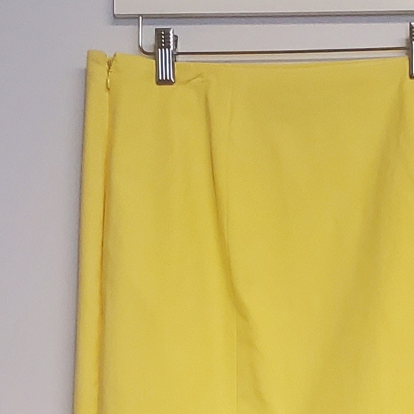 Dana Buchman Yellow Lined Cotton Spandex Blend Pencil Skirt Size 12 Petite - Picture 7 of 8